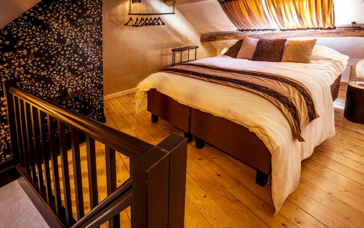 Maison Au Cheval Noir Маастрихт Екстериор снимка